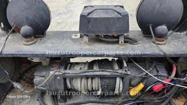 ISUZU TROOPER 4X4 OFF-ROAD BUMPER – HEAVY DUTY WITH WINCH SETUP (1981–1991)
