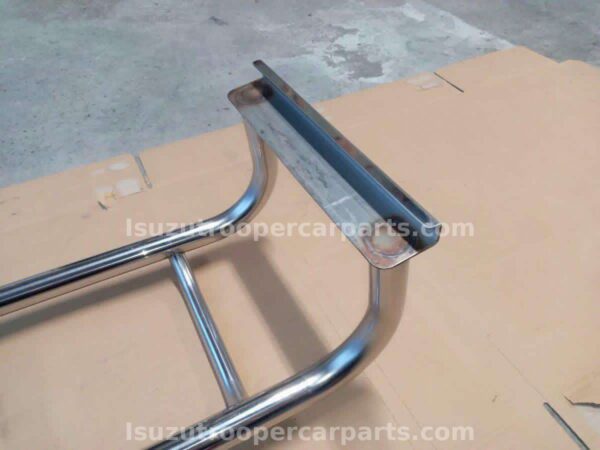 ISUZU TROOPER REAR LADDER – OEM-STYLE STAINLESS STEEL BUILD (1992–2004)