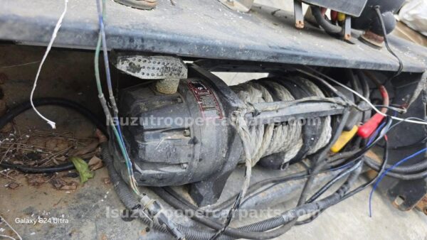 ISUZU TROOPER 4X4 OFF-ROAD BUMPER – HEAVY DUTY WITH WINCH SETUP (1981–1991)
