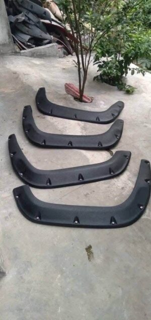 New OEM Isuzu Trooper Fender Flares – 1st Generation (1981–1990)