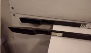 Isuzu Trooper Roof Rack Bars: OEM Style Upgrade for More Cargo & Adventure