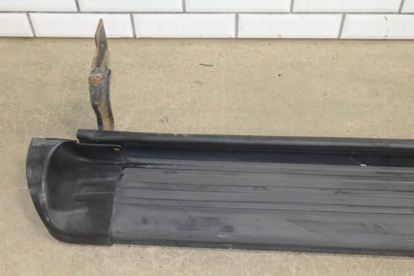 Upgrade your Isuzu Trooper's 2nd gen Running Boards