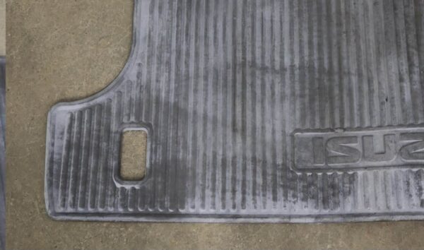Limited OEM Isuzu Trooper Cargo Cover – 2nd Generation Replacement