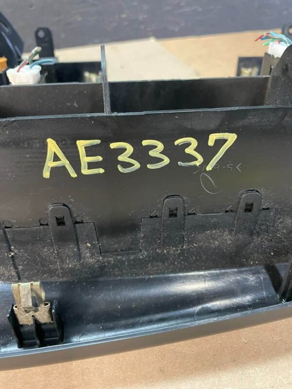 Brand New Isuzu Trooper Speedometer Radio Air Vent Bezel Trim OEM AE3337 DG