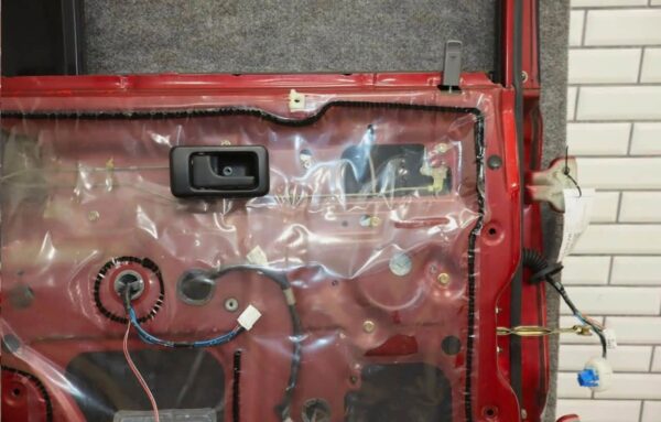 Brand New Isuzu Trooper Limited Left Rear Door – OEM Replacement