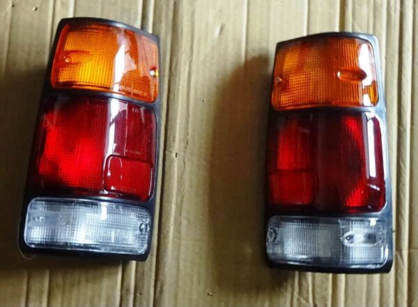 ISUZU OPEL CAMPO UTE TAIL LIGHTS PAIR LH & RH – BLACK FRAME | 1988–1991 1st Gen