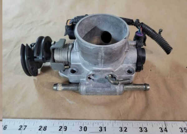 3.5L AT OEM Engine Throttle Body Assembly TPS for 1998–1999 Isuzu Trooper