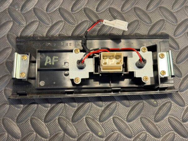 Isuzu Trooper Passenger Power Right Front Door Window Switch – Acura SLX | 1992–1994 2nd Gen