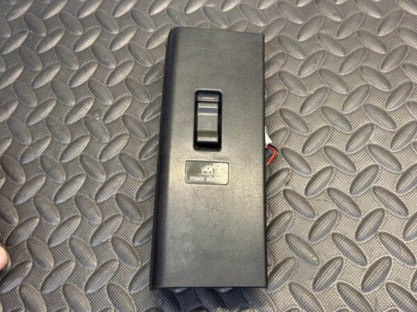 Isuzu Trooper Passenger Power Right Front Door Window Switch – Acura SLX | 1992–1994 2nd Gen