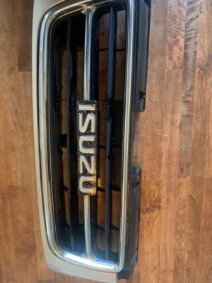 1998–2000 Isuzu Trooper Grille – Aftermarket Replacement