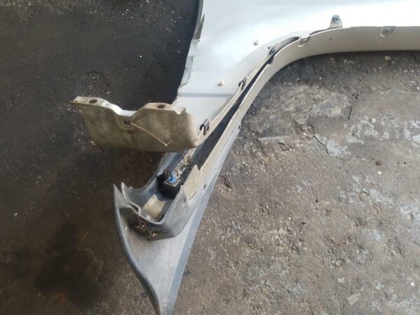 Replacement Body Panel for 1995-2002 Isuzu Trooper (Left Fender with Fender Flare, 2nd Generation)