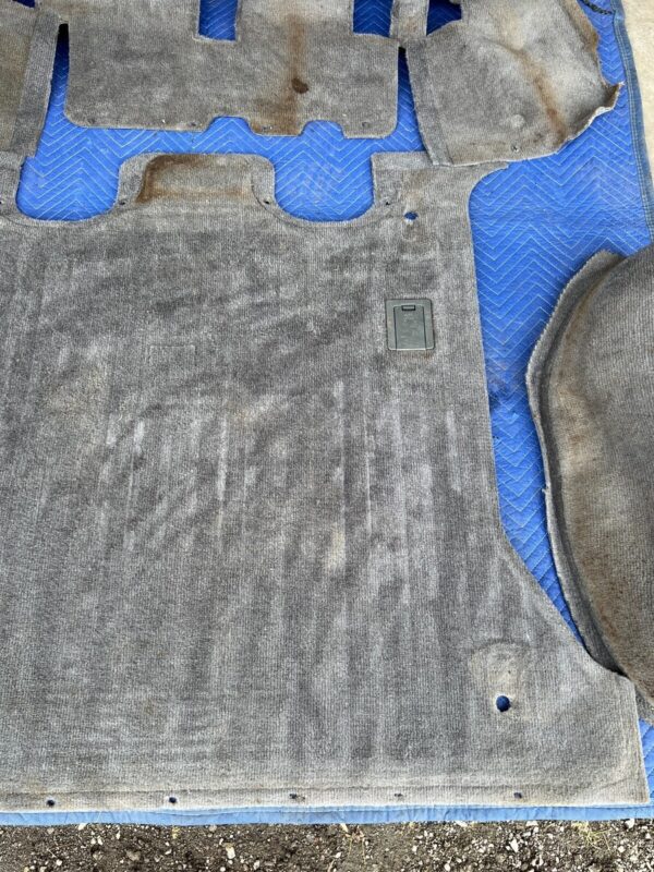 Exact Fit Molded Floor Carpet for 1986-1991 Isuzu Trooper - 1st Gen. Interior