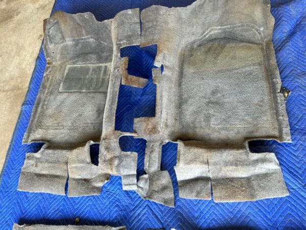 Exact Fit Molded Floor Carpet for 1986-1991 Isuzu Trooper - 1st Gen. Interior