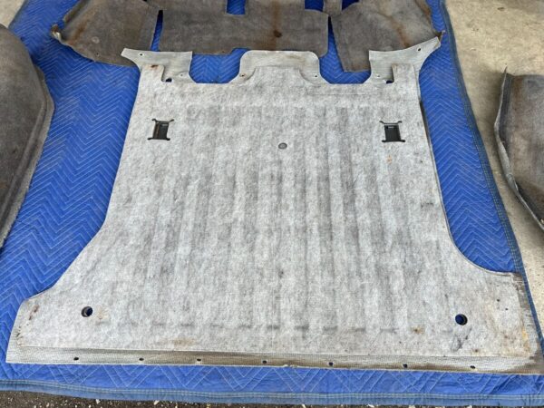 Exact Fit Molded Floor Carpet for 1986-1991 Isuzu Trooper - 1st Gen. Interior
