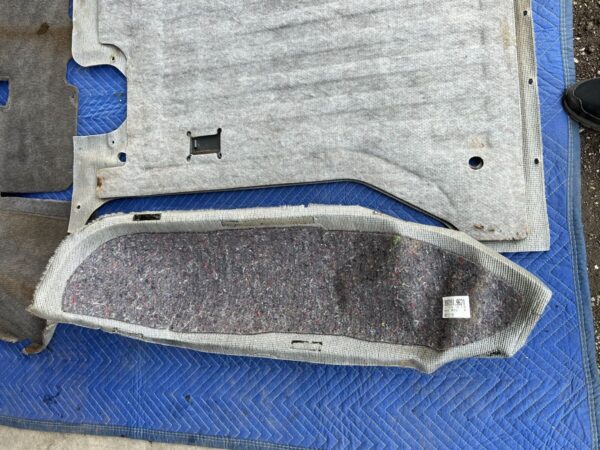 Exact Fit Molded Floor Carpet for 1986-1991 Isuzu Trooper - 1st Gen. Interior