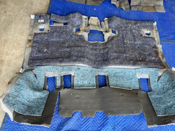 Exact Fit Molded Floor Carpet for 1986-1991 Isuzu Trooper - 1st Gen. Interior