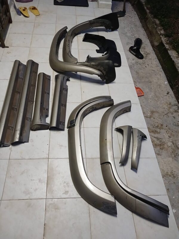 IMG_7158 Isuzu Trooper 2nd Gen OEM-Style Exterior Accessories 1992-2002