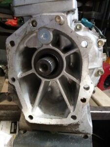 Manual & Automatic Transmission Parts (MUA5, 4L30-E, AISIN AR5)